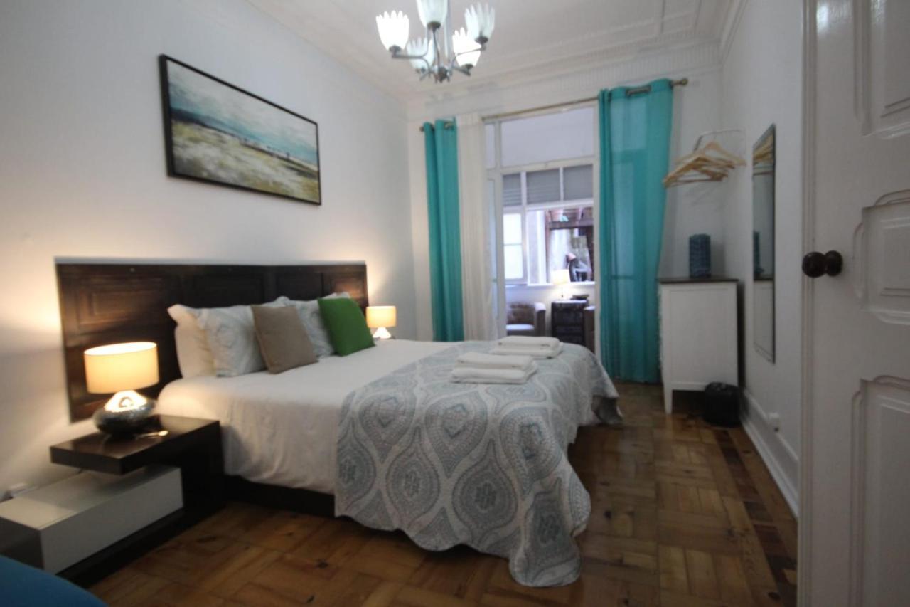 Ocean M1 R4 - Large Double Room With Shared Bathroom In City Center Lisboa Exterior foto